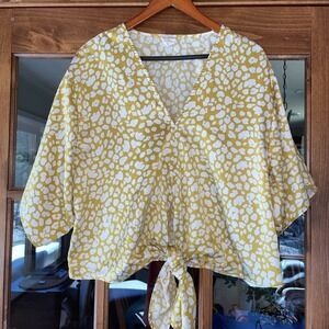 By Together Silk Tie‎ Front Blouse V-Neck Cream Gold Leopard Print Size Medium